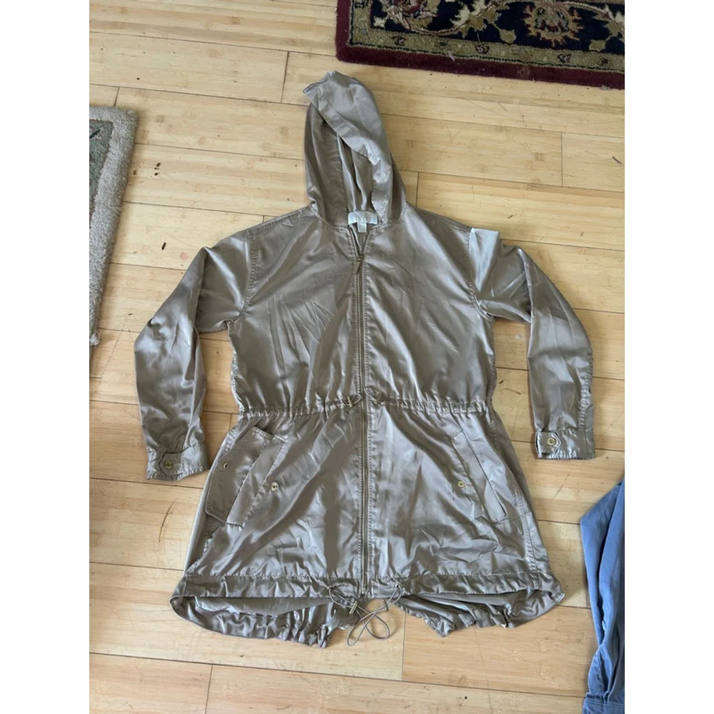 Michael kors gold small rain coat